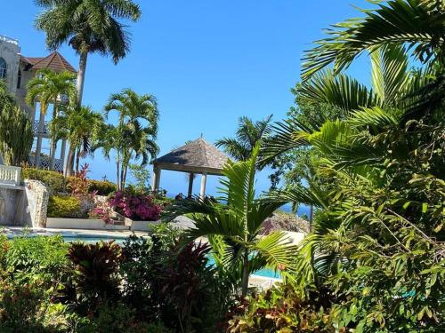 Casa de Columbus — 4-Star Luxury Hotel in Ocho Rios, Jamaica