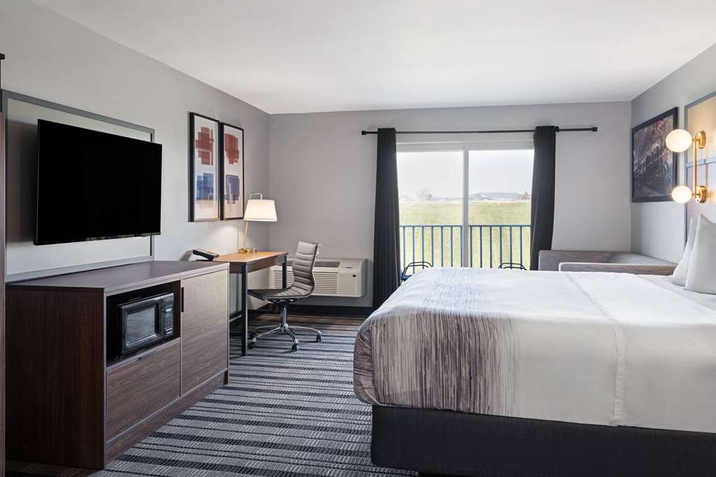 AmericInn by Wyndham Beaver Dam - photo 31
