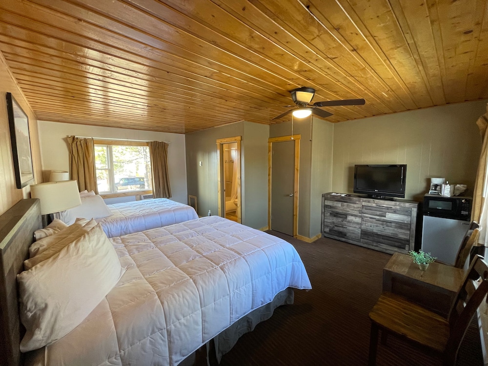 Estes Mountain Inn - photo 6