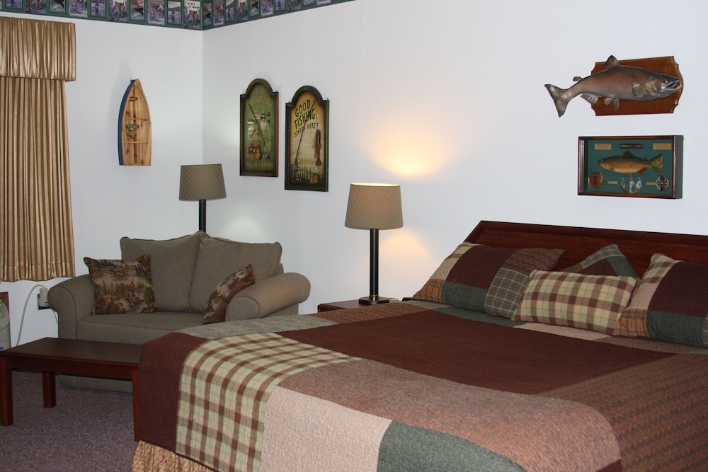 Gladstone Inn & Suites - photo 7