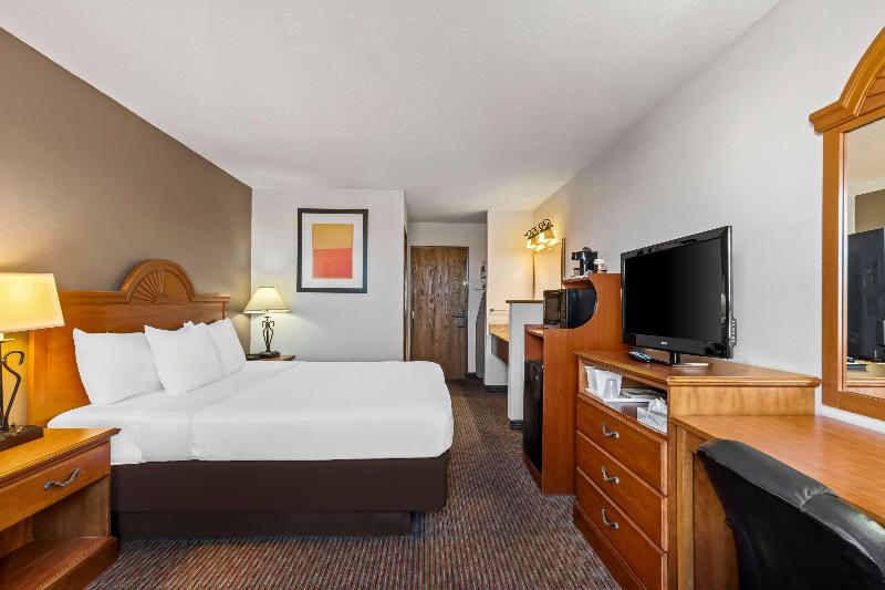 Quality Inn Sidney I 80 - photo 10