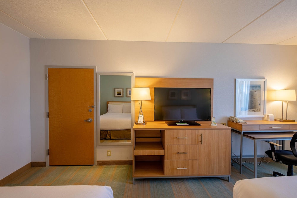 Holiday Inn Manahawkin Long Beach Island by IHG - photo 21