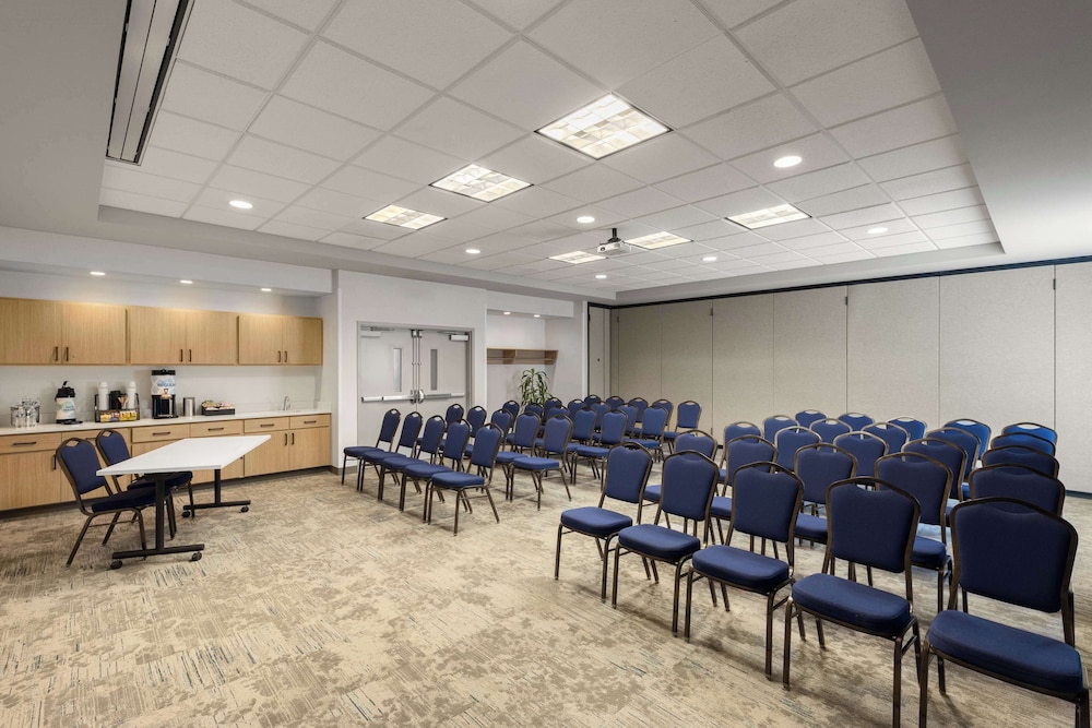 Hilton Garden Inn Spokane Airport - photo 47