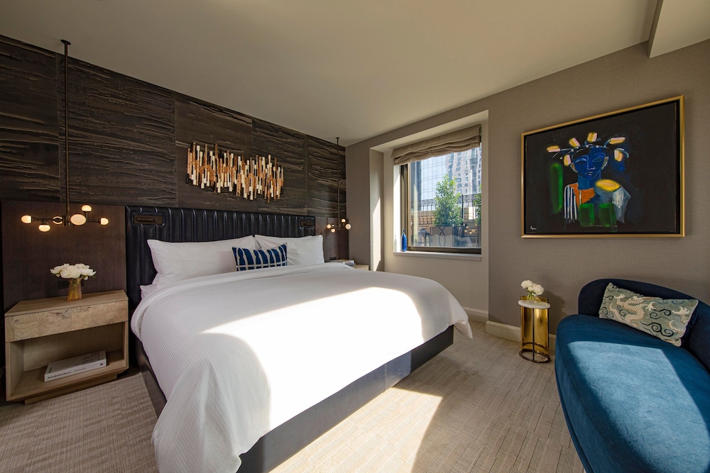 JW Marriott Essex House New York - photo 37