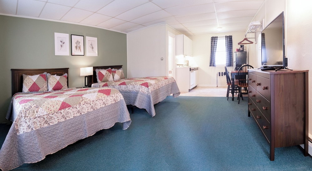 Acadia Pines Motel - photo 16