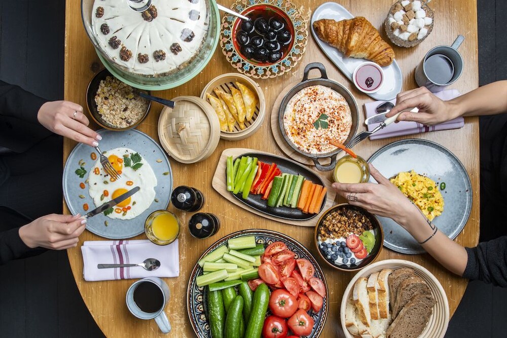 Breakfast buffet