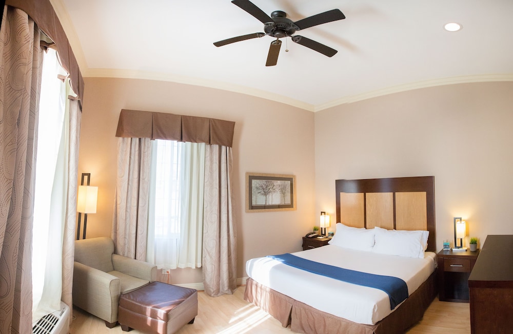 Holiday Inn Express Benicia an IHG Hotel - photo 2