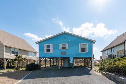 Mead Us At The Pier by Oak Island Accommodations - photo 30