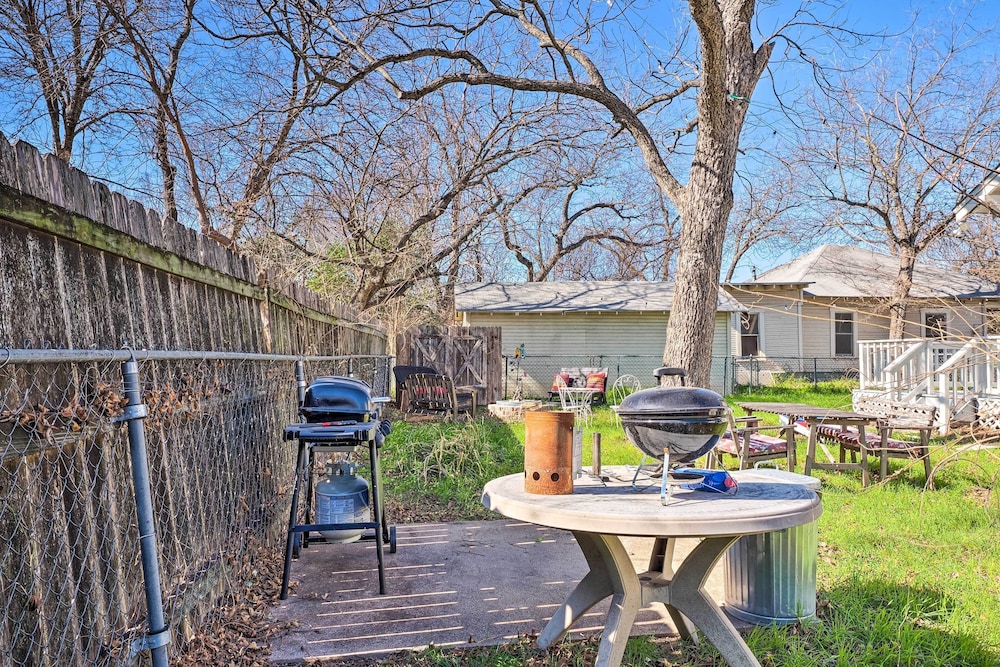 Georgetown Vacation Rental Close to Town Square - photo 15