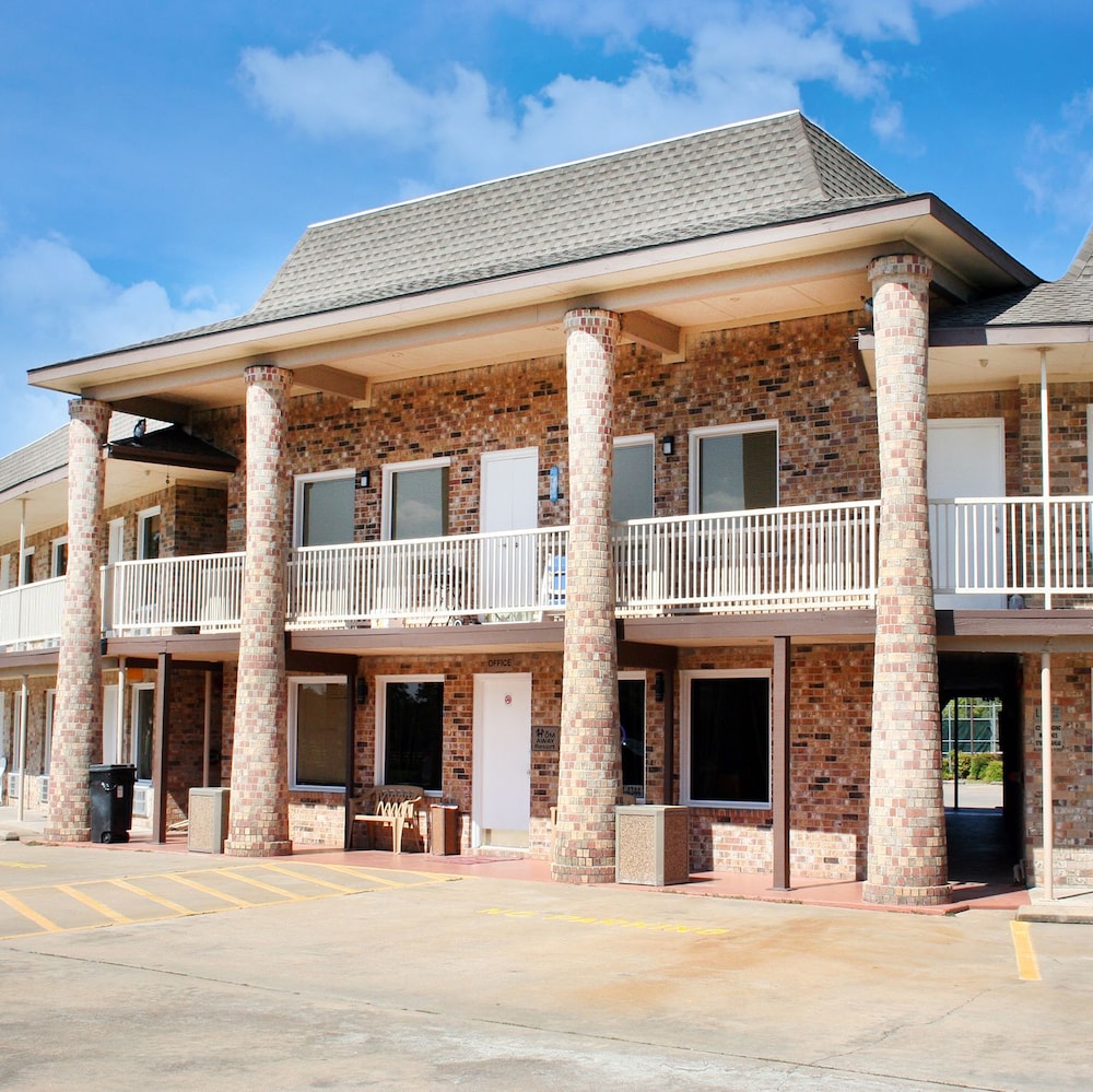 Lakeview Hotel — hotel in West Columbia