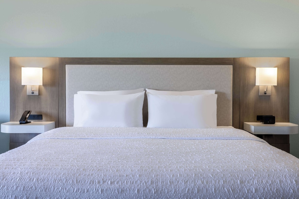 Hampton Inn & Suites Venice Bayside South Sarasota - photo 17