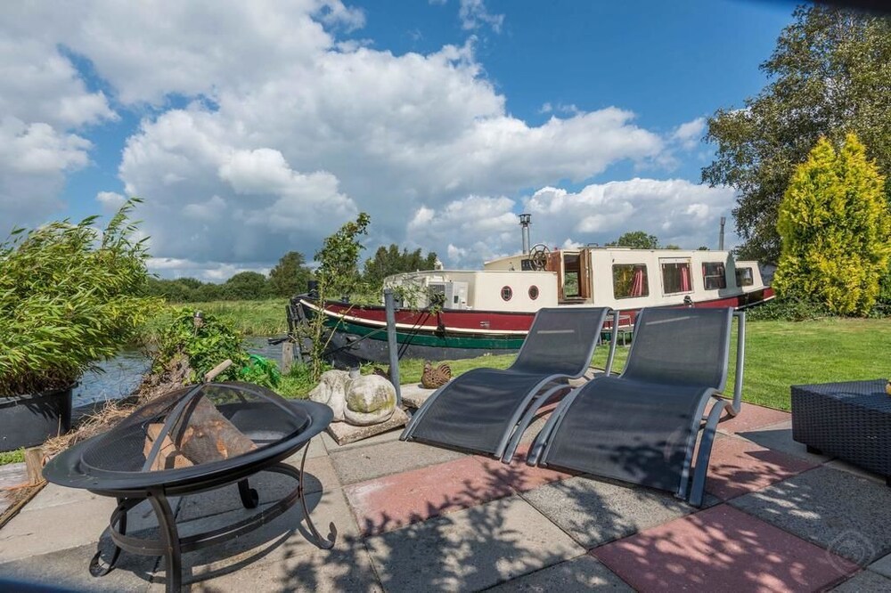 Houseboat De Roos