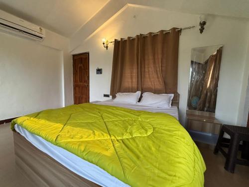 Coastal Breeze Resort — Murud — photo 2