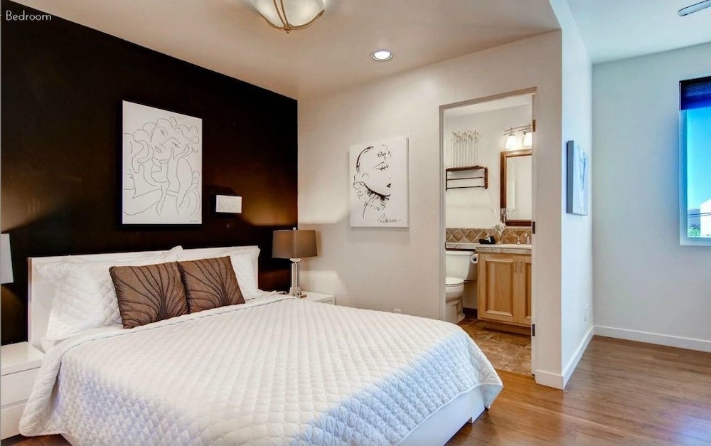 House By The Ocean — 4-Star Luxury Hotel in San Diego, United States