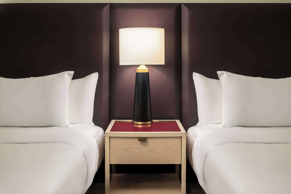 Hotel Savoy Kansas City Tapestry Collection by Hilton - photo 15
