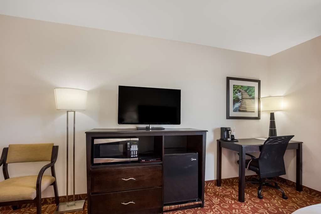 SureStay Hotel by Best Western Whittington Rend Lake - photo 12