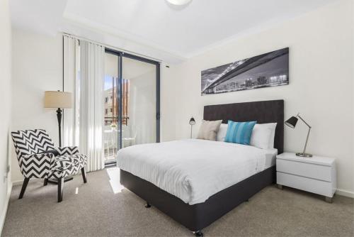 Astra Apartments Sydney Liverpool — 4-Star Luxury Hotel in Liverpool, Australia
