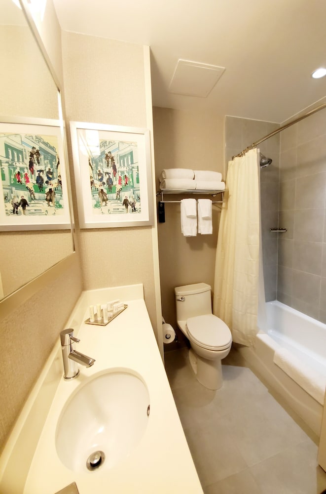 Fairfield Inn & Suites by Marriott New York Brooklyn - photo 32