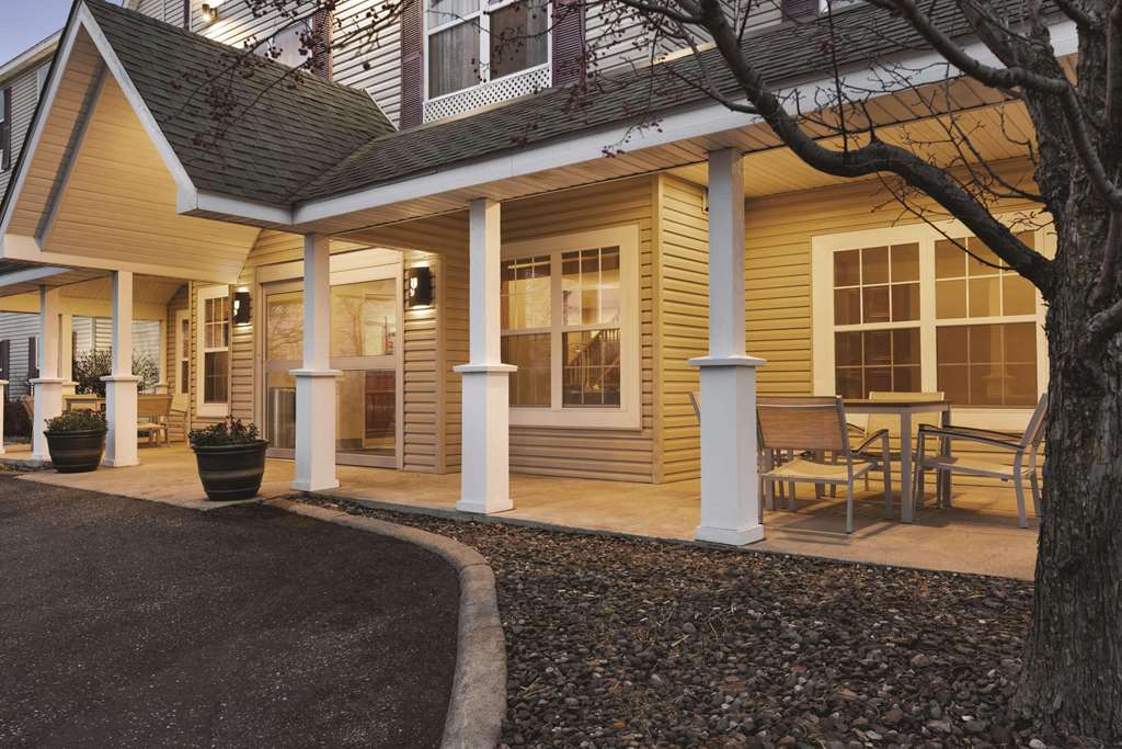 Country Inn & Suites by Radisson Forest Lake MN - photo 16