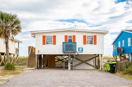 Chill'ax Inn by Oak Island Accommodations - photo 37