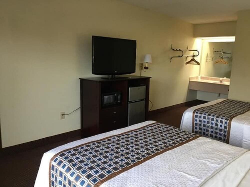 Havelock Inn & Suites - photo 5