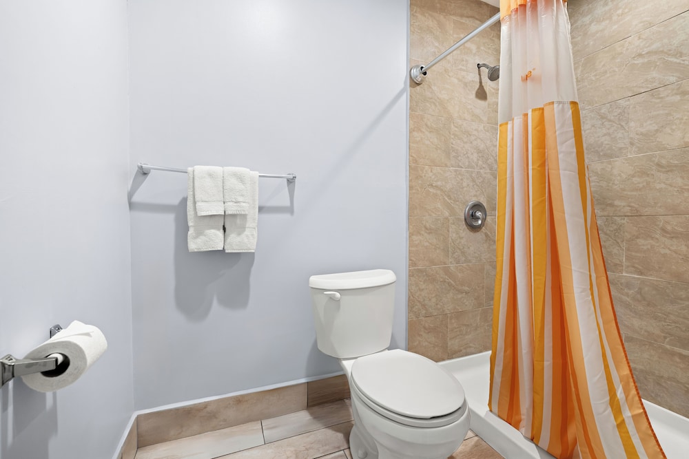 Village Haven Inn & Extended Stay - photo 16