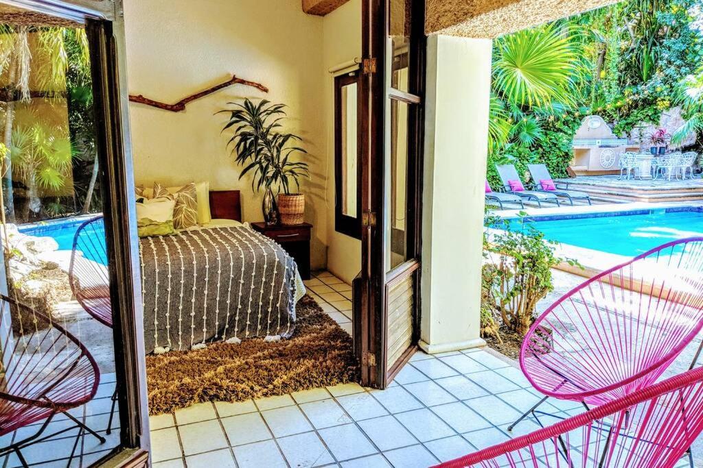 Steps to Ocean Huge Beach Villa Private Pool in Exclusive Fase 1 Playacar — 4-Star Luxury Hotel in Playa Del Carmen, Mexico