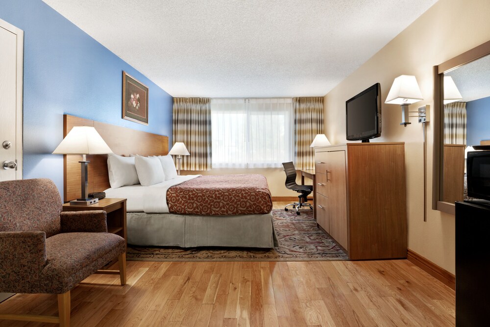 Comfort Inn & Suites Golden Denver West - photo 6