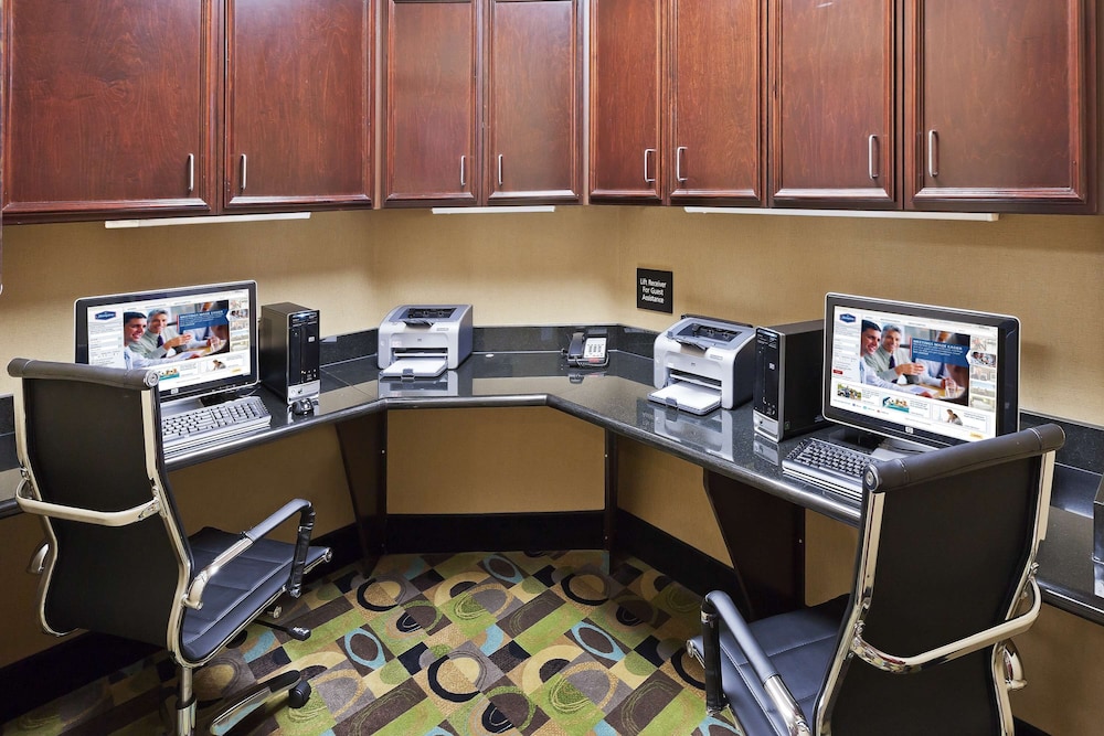 Hampton Inn and Suites Dumas - photo 14