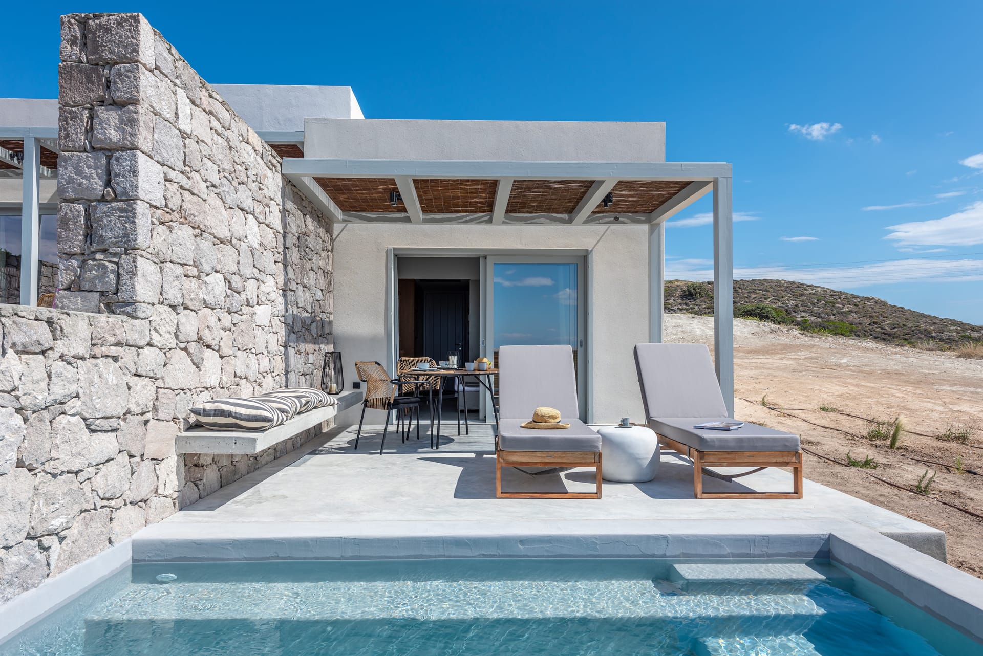 Ariadne Suites - last minute hotel in Milos