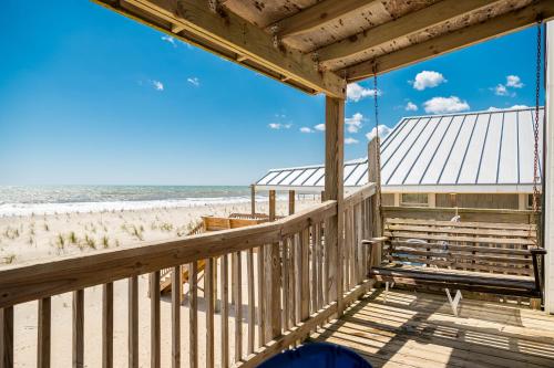 Divine Intervention by Oak Island Accommodations - photo 48