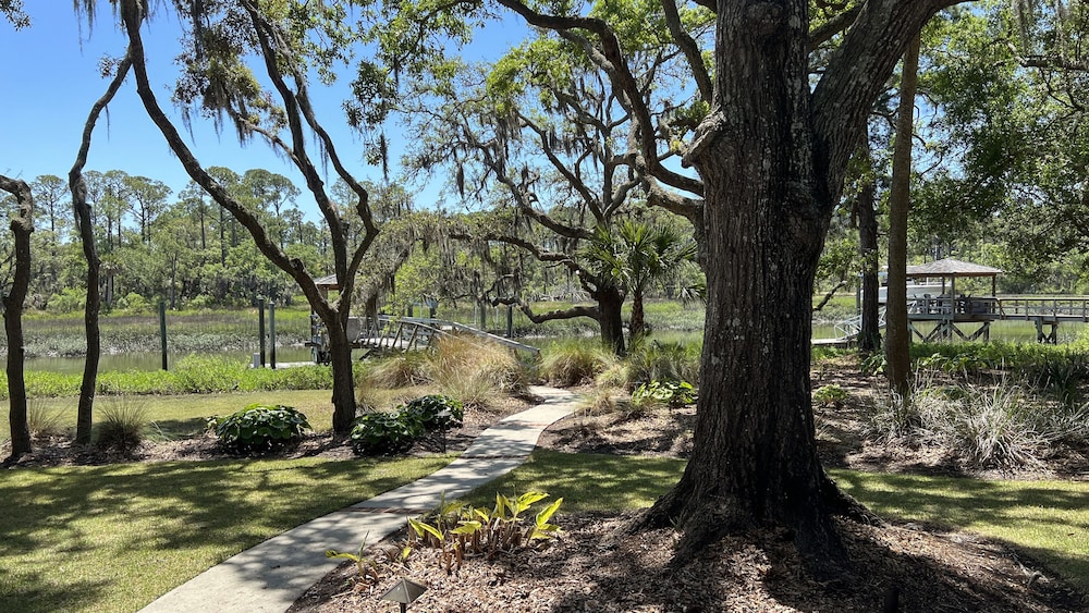 8 North Calibogue Cay Rd at The Sea Pines Resort - photo 18