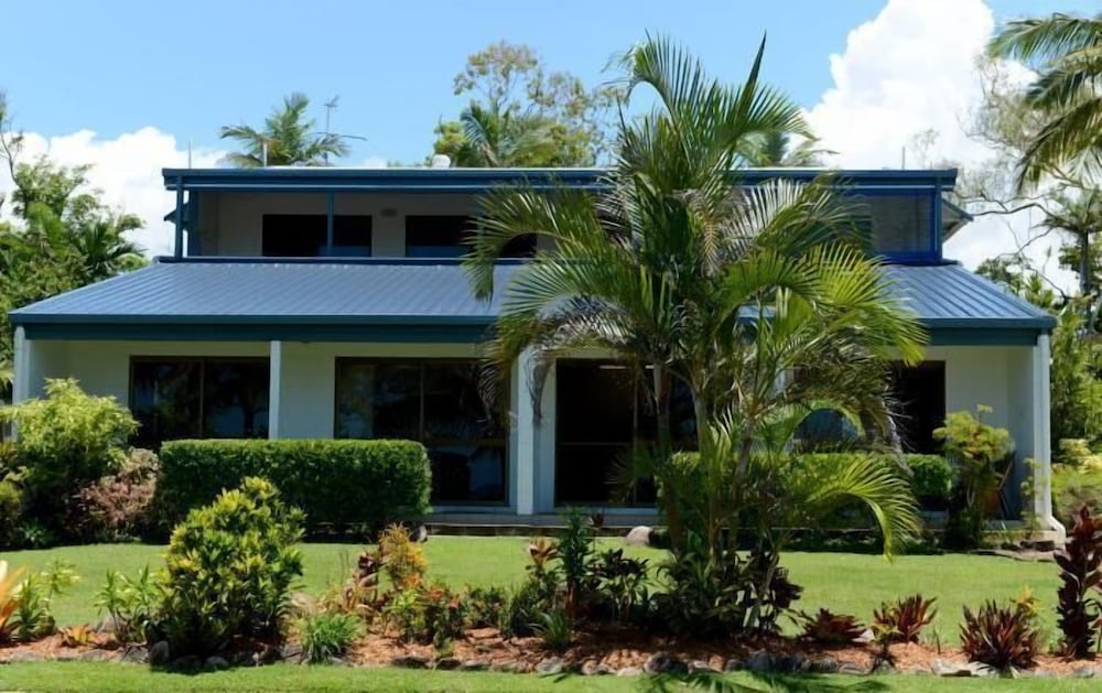 Paskandy Hotel - carbon neutral hotel in Unknown City