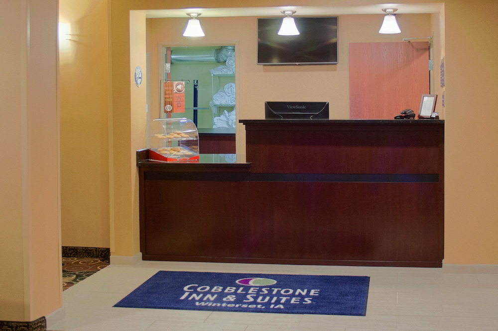 Cobblestone Inn & Suites Winterset IA - photo 65