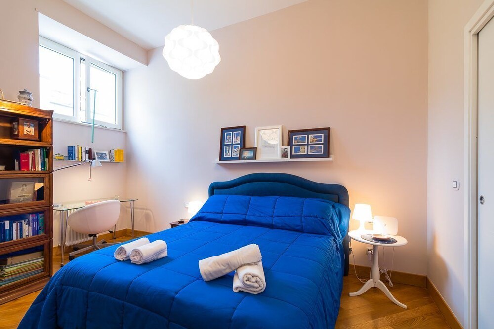 Elegant Flat at Municipio by Napoliapartments — 4-Star Luxury Hotel in Naples, Italy