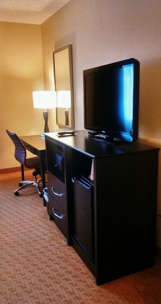 Chieftain Conference Center - photo 6