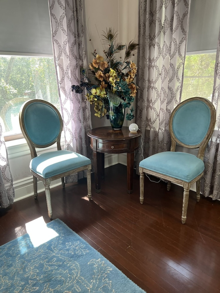 Huffman Manor Inn - photo 21