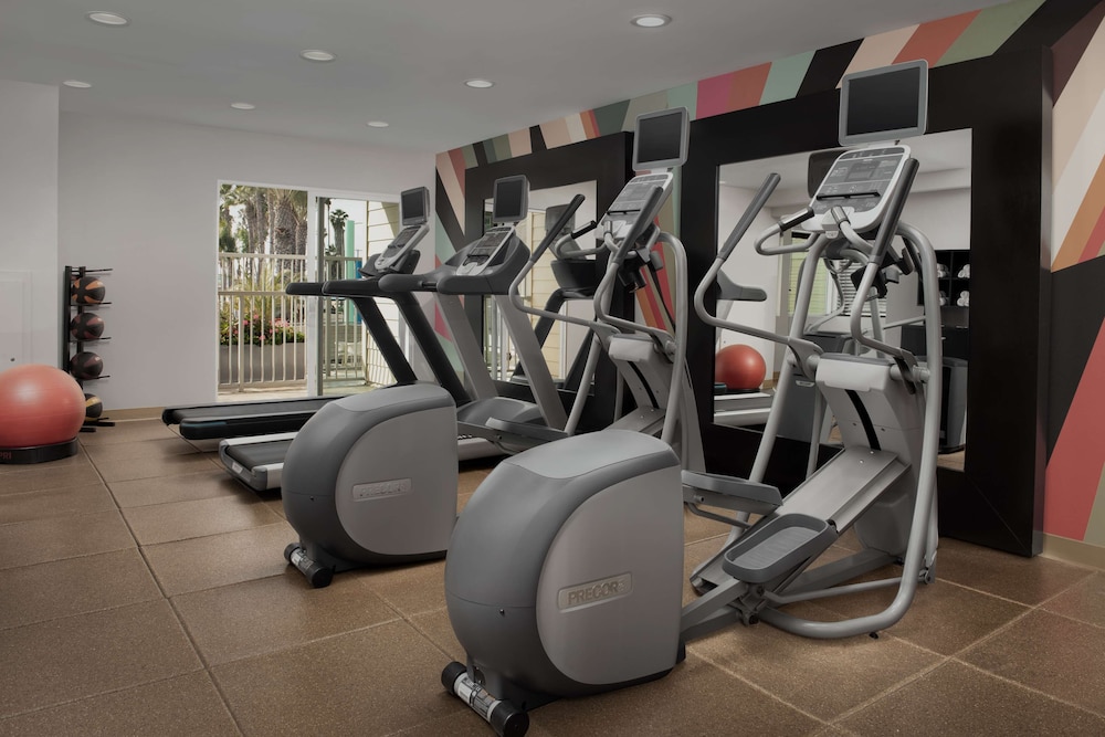 Hilton Garden Inn Marina Del Rey - photo 29