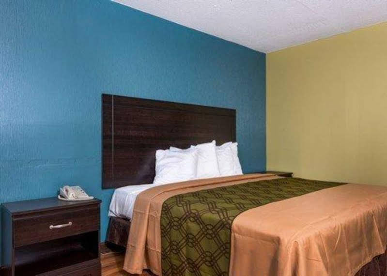 Suburban Extended Stay Hotel Selma I 95 - photo 6