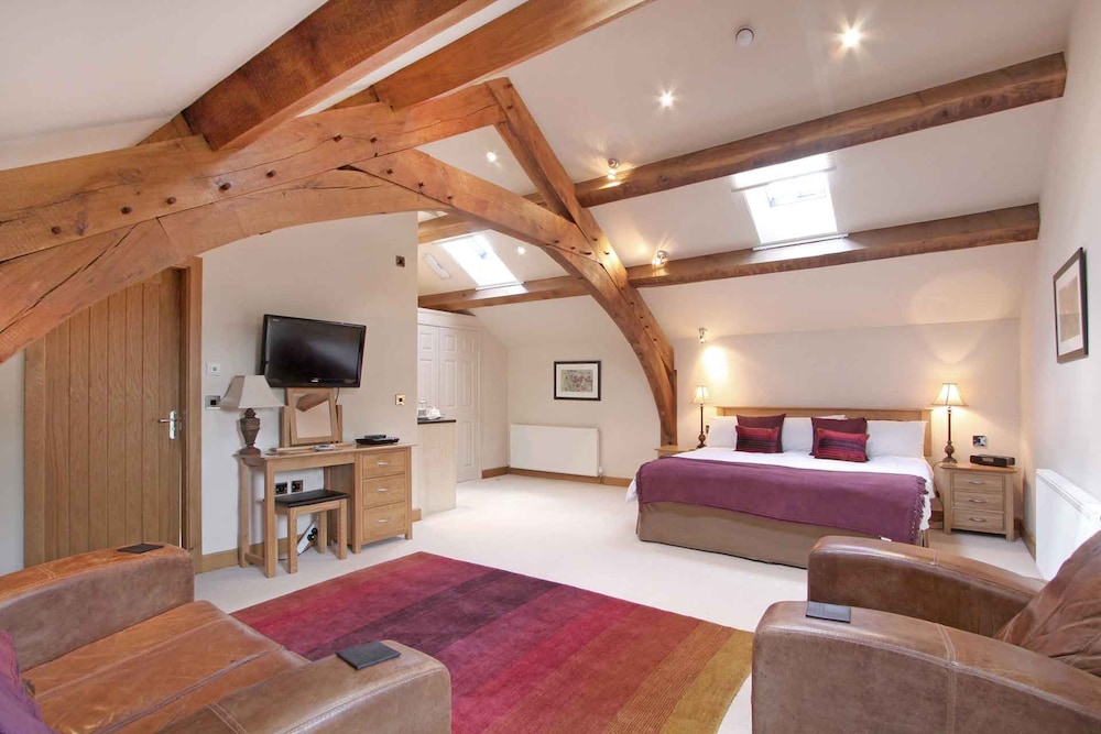 Cold Cotes Guest House — 4-Star Luxury Hotel in Harrogate, United Kingdom