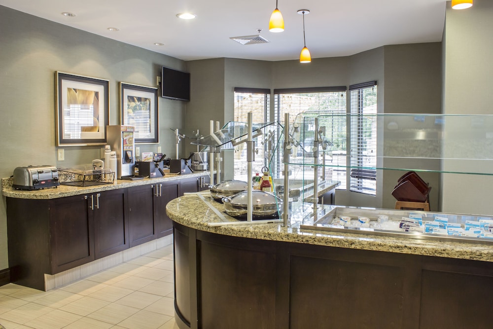 Staybridge Suites Jacksonville Camp Lejeune Area an IHG Hotel - photo 30