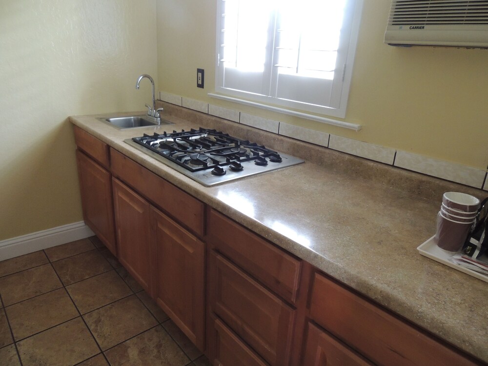 Pacific Inn of Redwood City - photo 34