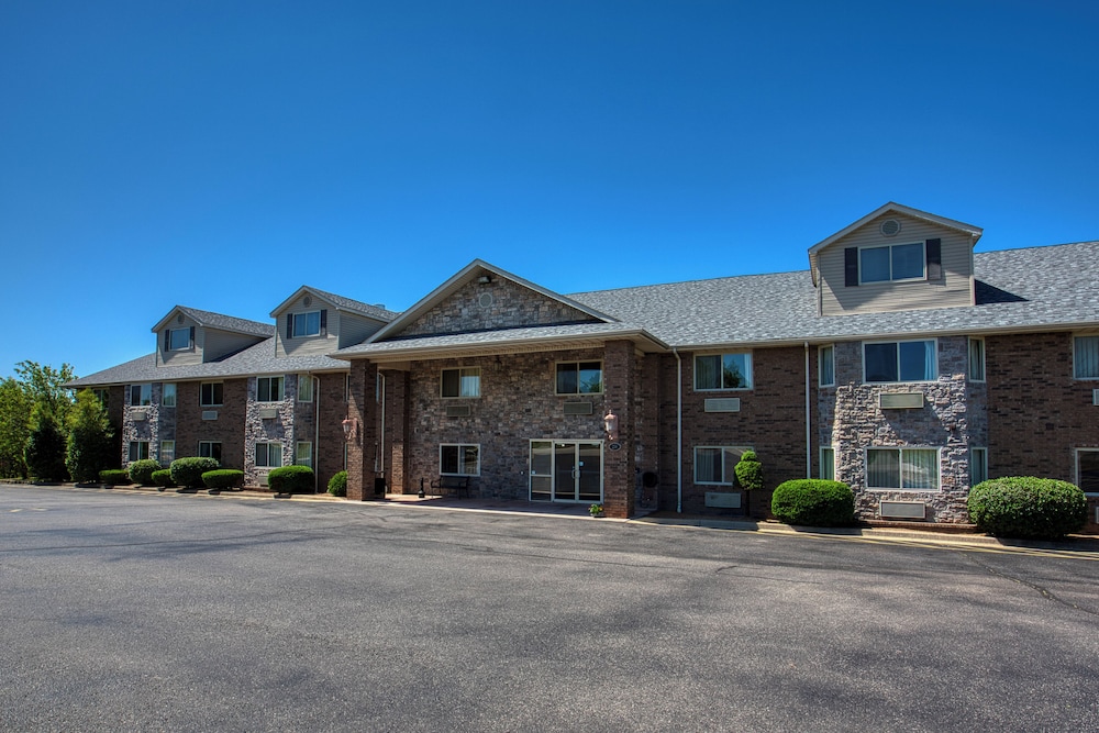 All Towne Suites - photo 68