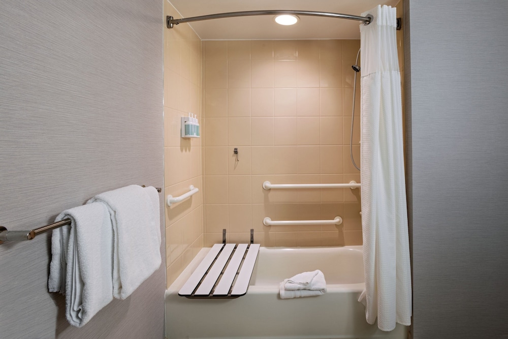 Courtyard by Marriott Boise West Meridian - photo 18
