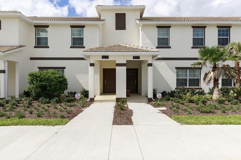 ChampionsGate 4BR Townhome Davenport - photo 31