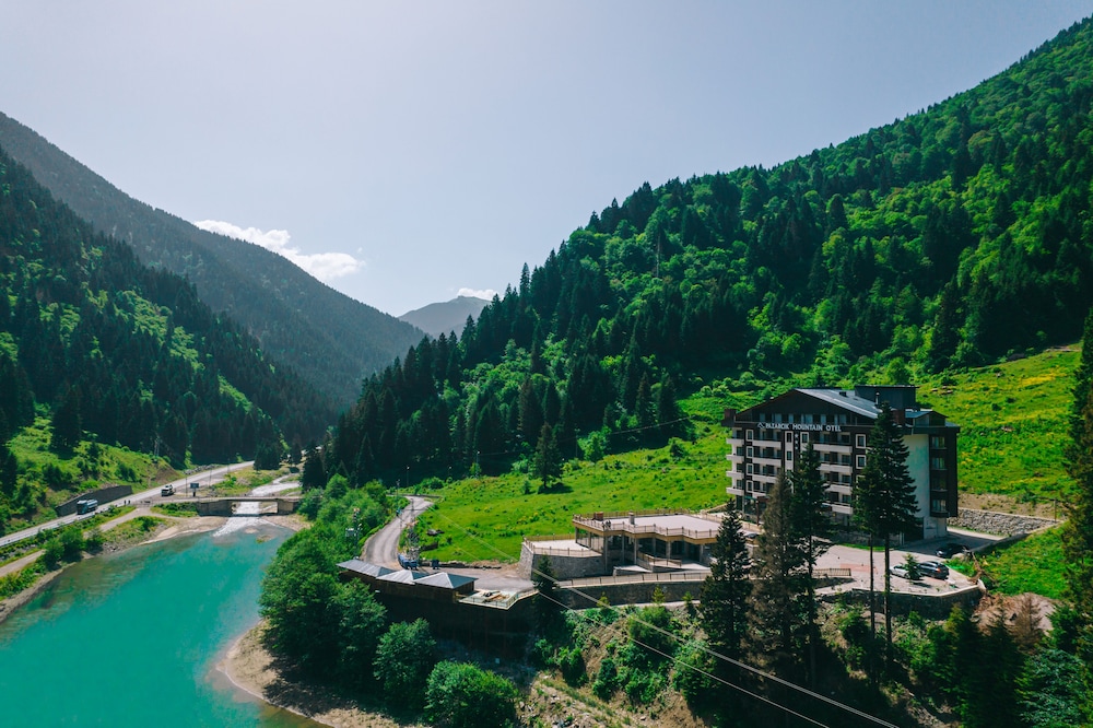 Pazarcik Mountain Hotel — hotel in Arakli