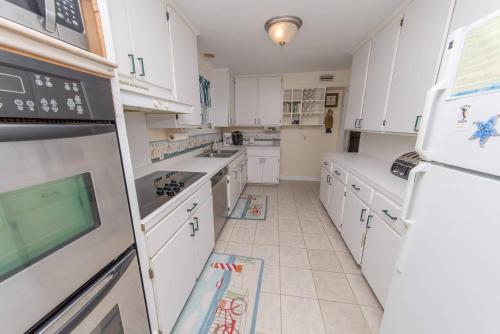 A Shore Thing Southern Shoes Oceanfront Dune Top Deck w Ocean View Pool Hot Tub - photo 47