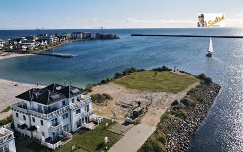 Ferienhaus Strand Hus by Seeblick Ferien ORO Bestlage am Strand Sauna Kamin — 4-Star Luxury Hotel in Kappeln, Germany