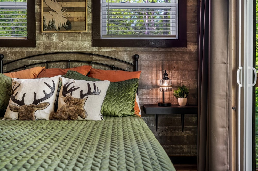 Mountain Majesty By Ghosal Luxury Lodging - photo 3