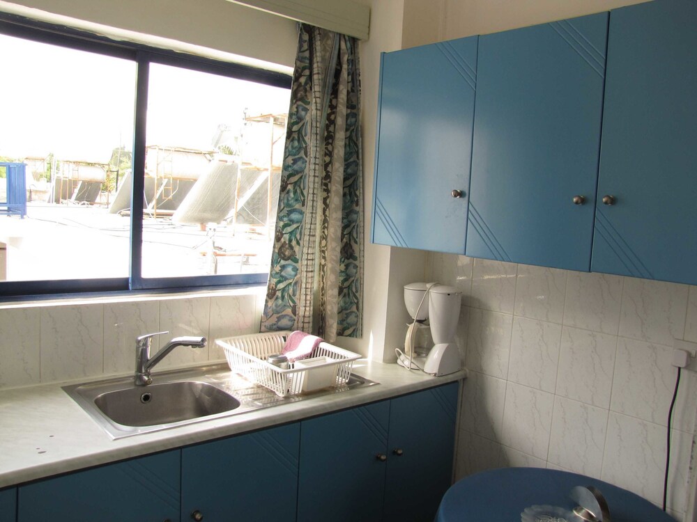 In-Room Kitchenette